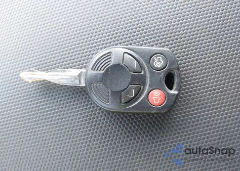 2008 Ford Escape Xlt z USA, uszkodzony, nr VIN 1FMCU03198KB99549